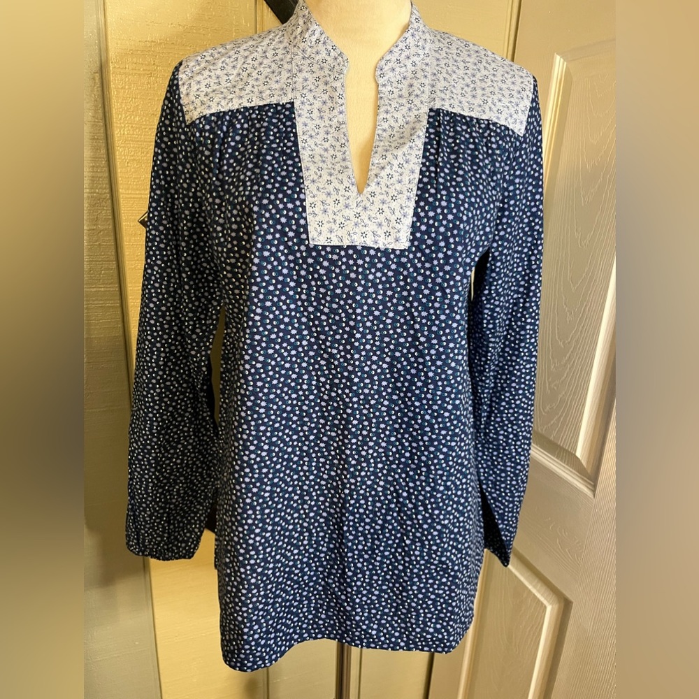 NWOT LANDS’END Long Sleeve Shirt